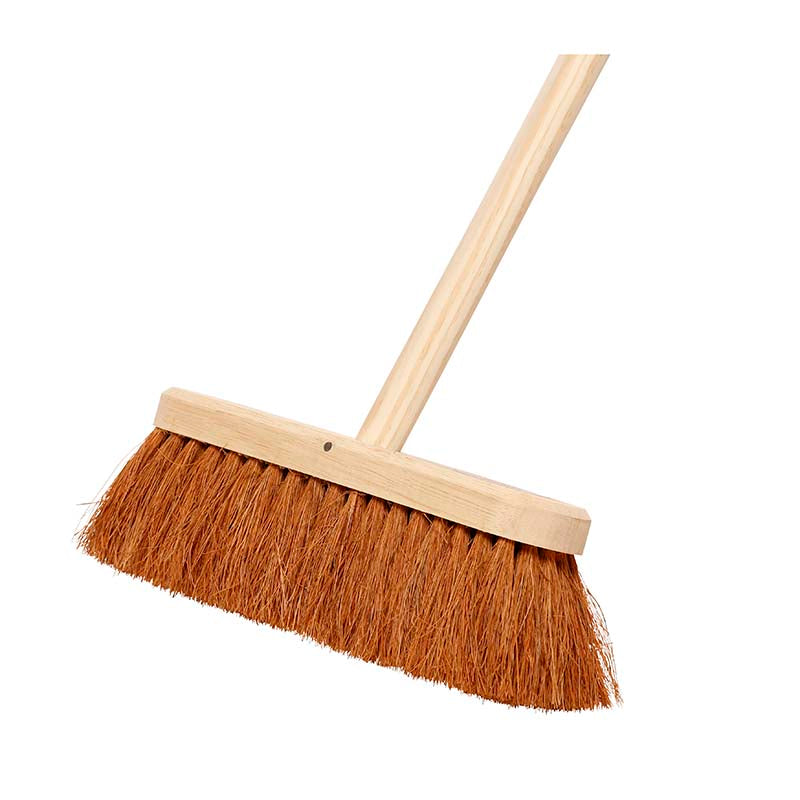 Varian 11″  Red Coco Fibre Sweeping Brush & Handle