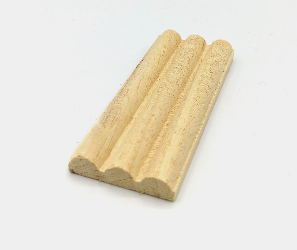 W33 Three Reed 35mm Wood Moulding 2.4mt